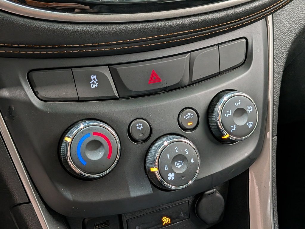 2017 Chevrolet Trax FWD 4dr LT Red Val-David - photo #24