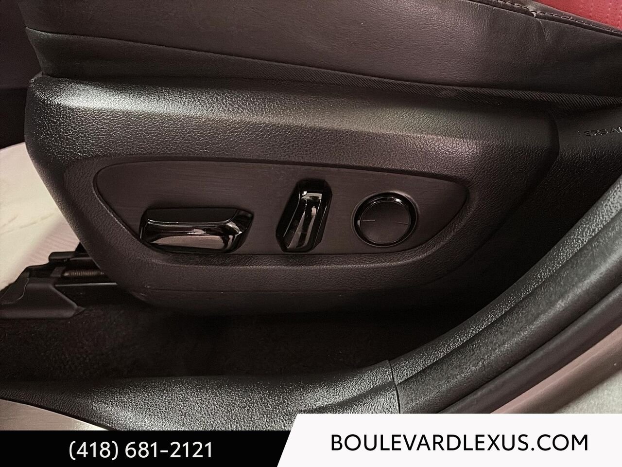 Lexus NX 19460A 2022 Argent Québec - photo #9