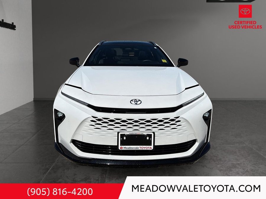 2025 Toyota Crown Signia Hybrid 2025 Oxygen White