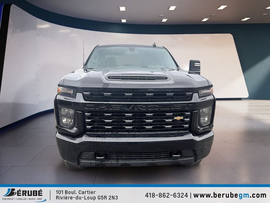 CHEVROLET SILVERADO 2500 CAISSE STANDARD DE 6 PIED 2023 2023 Noir