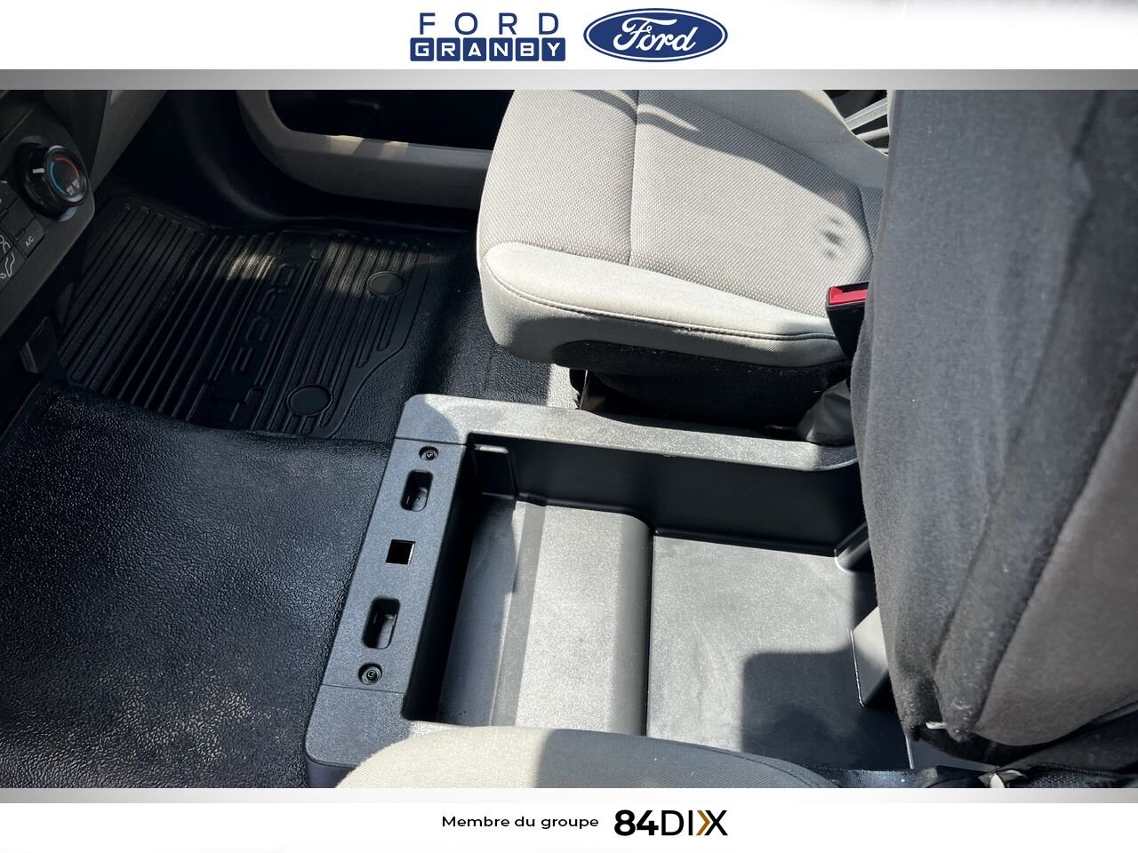 2022 Ford Super Duty F-550 DRW White Granby - photo #16