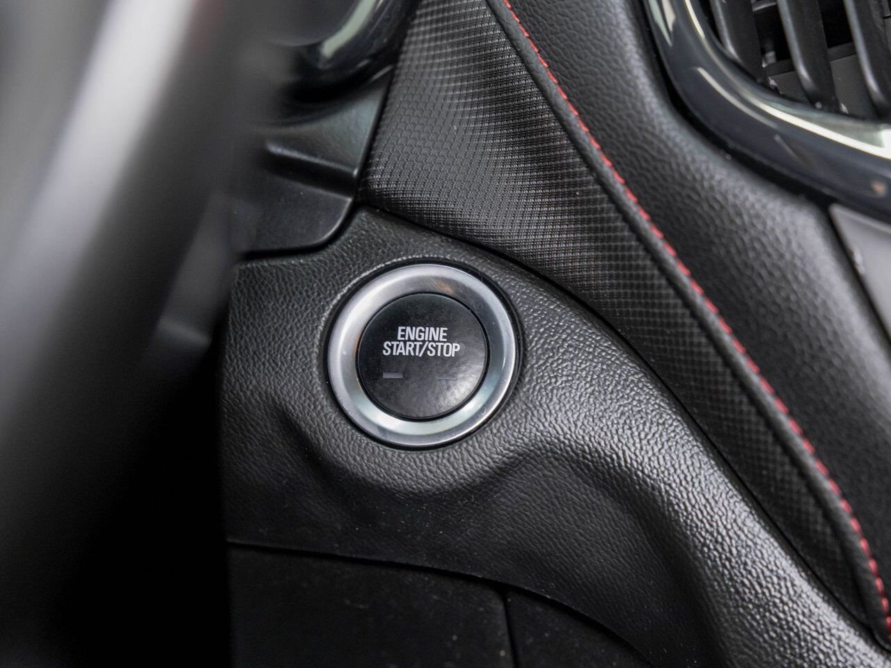 2022 Chevrolet Equinox RS AWD *TOIT* SIÈGES CHAUFF HAYON ELECT CARPLAY Cherry Red Tincoat Saint-Jérôme - photo #24
