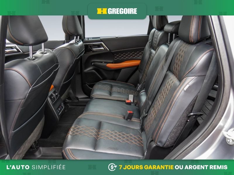 2023 Mitsubishi Outlander Grey Blainville - photo #29