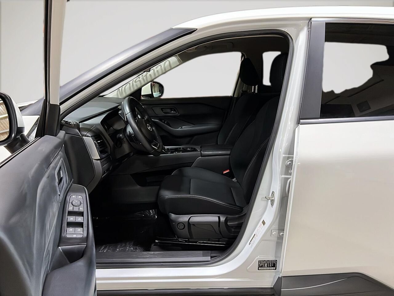 2024 Nissan Rogue White Québec - photo #8