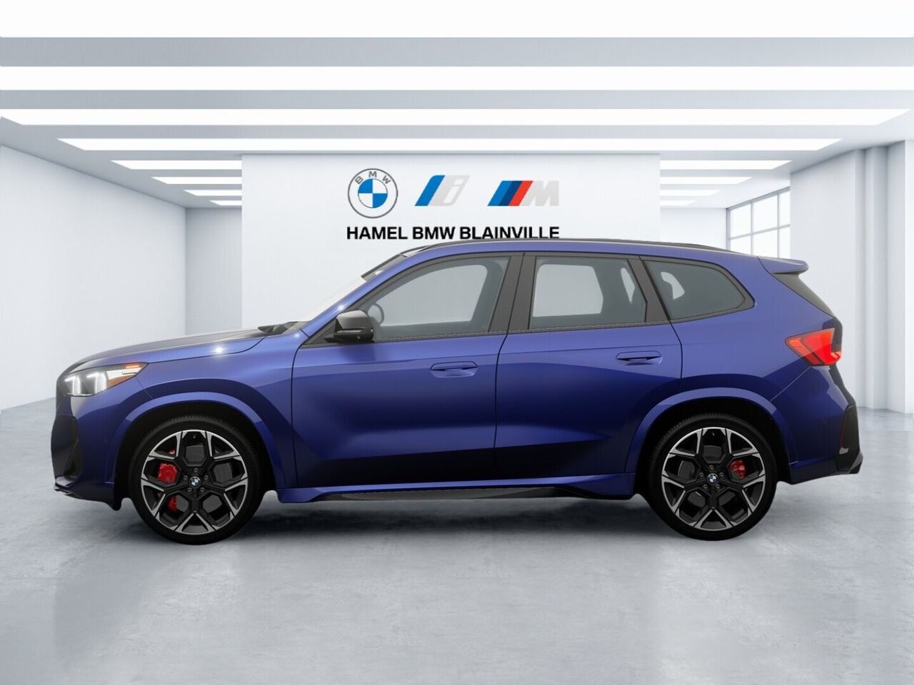 2026 BMW X1 M35i Frozen Portimao Blue Metallic Blainville - photo #3