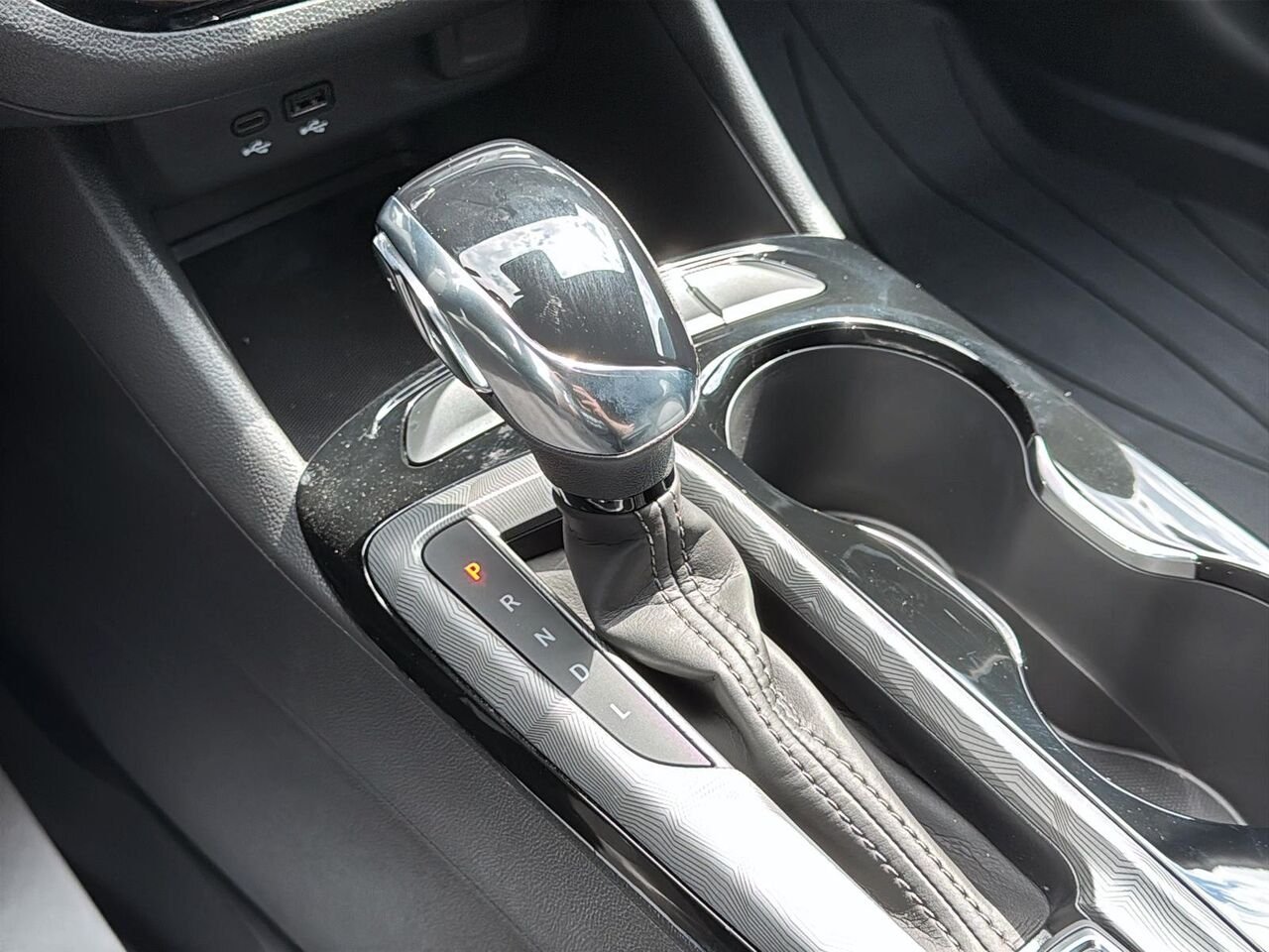 2026 Buick Envista Tourisme sport 4 portes TA EBONY TWILIGHT METALLIC Saint-Hyacinthe - photo #12
