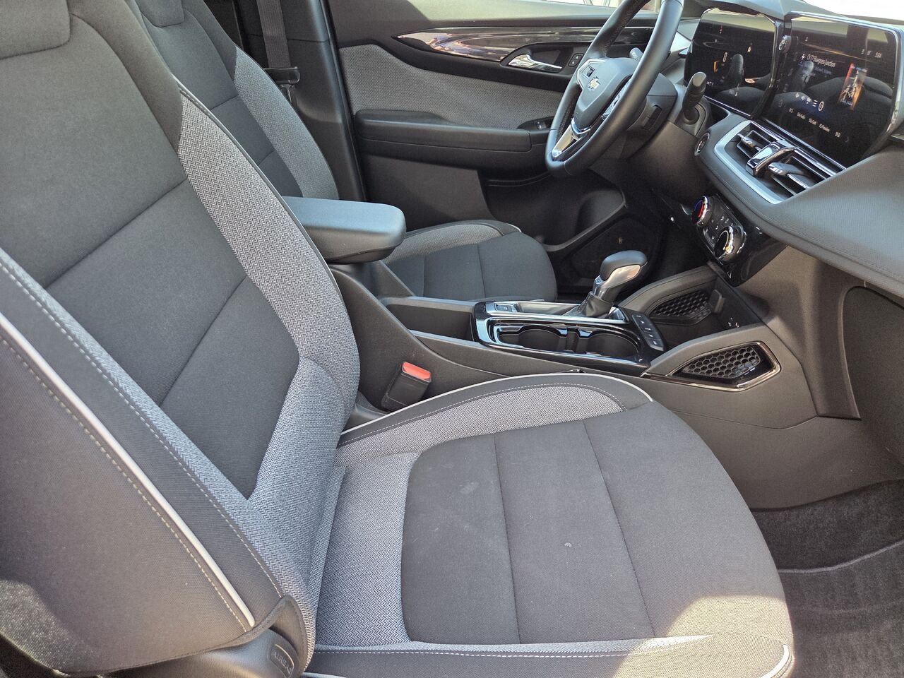 2025 CHEVROLET TRAILBLAZER Red Amos - photo #10
