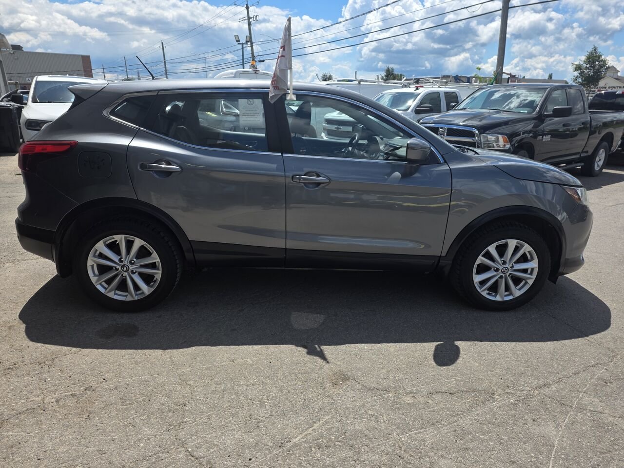 2019 Nissan Qashqai Black  - photo #6
