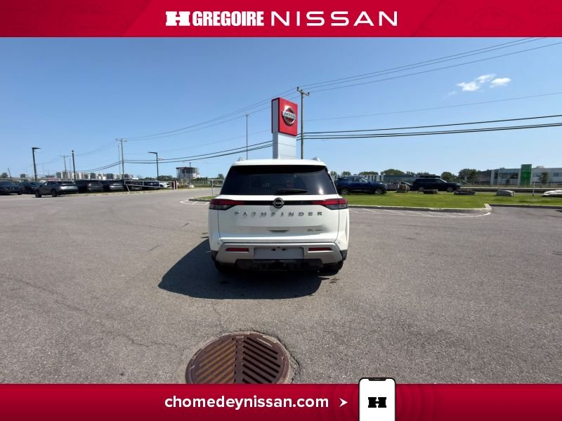 Nissan Pathfinder 2024 Blanc Laval - photo #8