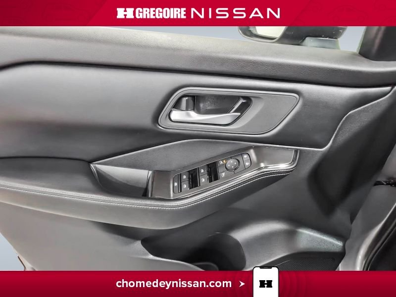 2025 Nissan Rogue Grey Blainville - photo #13