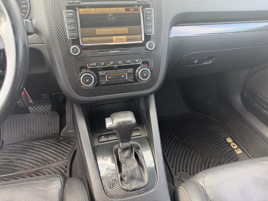 2011 VOLKSWAGEN EOS 2011 Grey