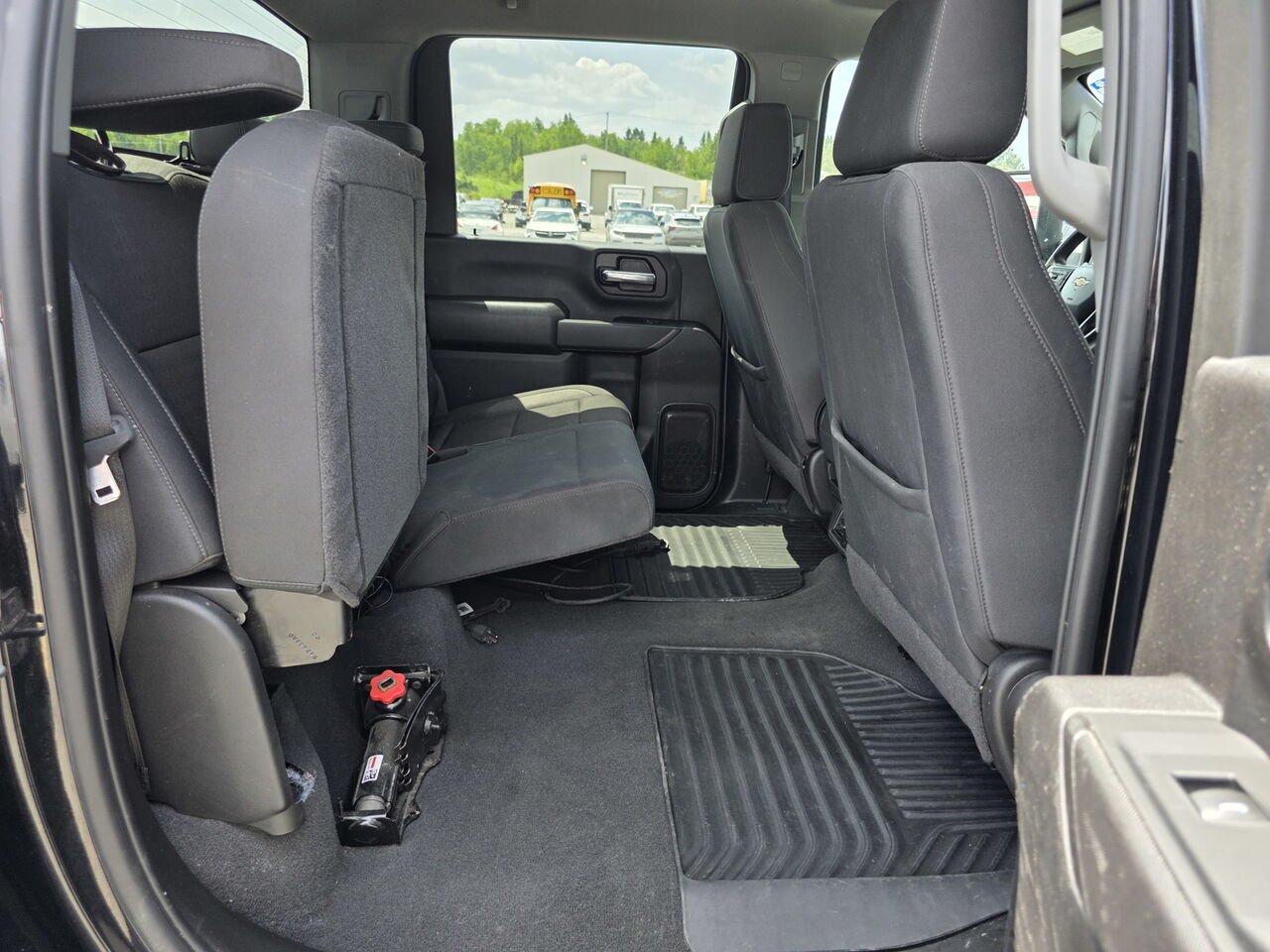 2024 Chevrolet Silverado 2500HD Custom Black Rouyn-Noranda - photo #42