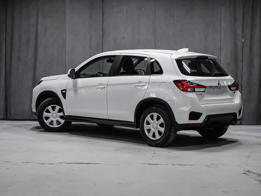 2021 Mitsubishi RVR ES