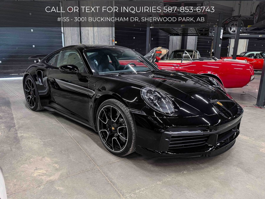 2022 Porsche 911 2022 Black