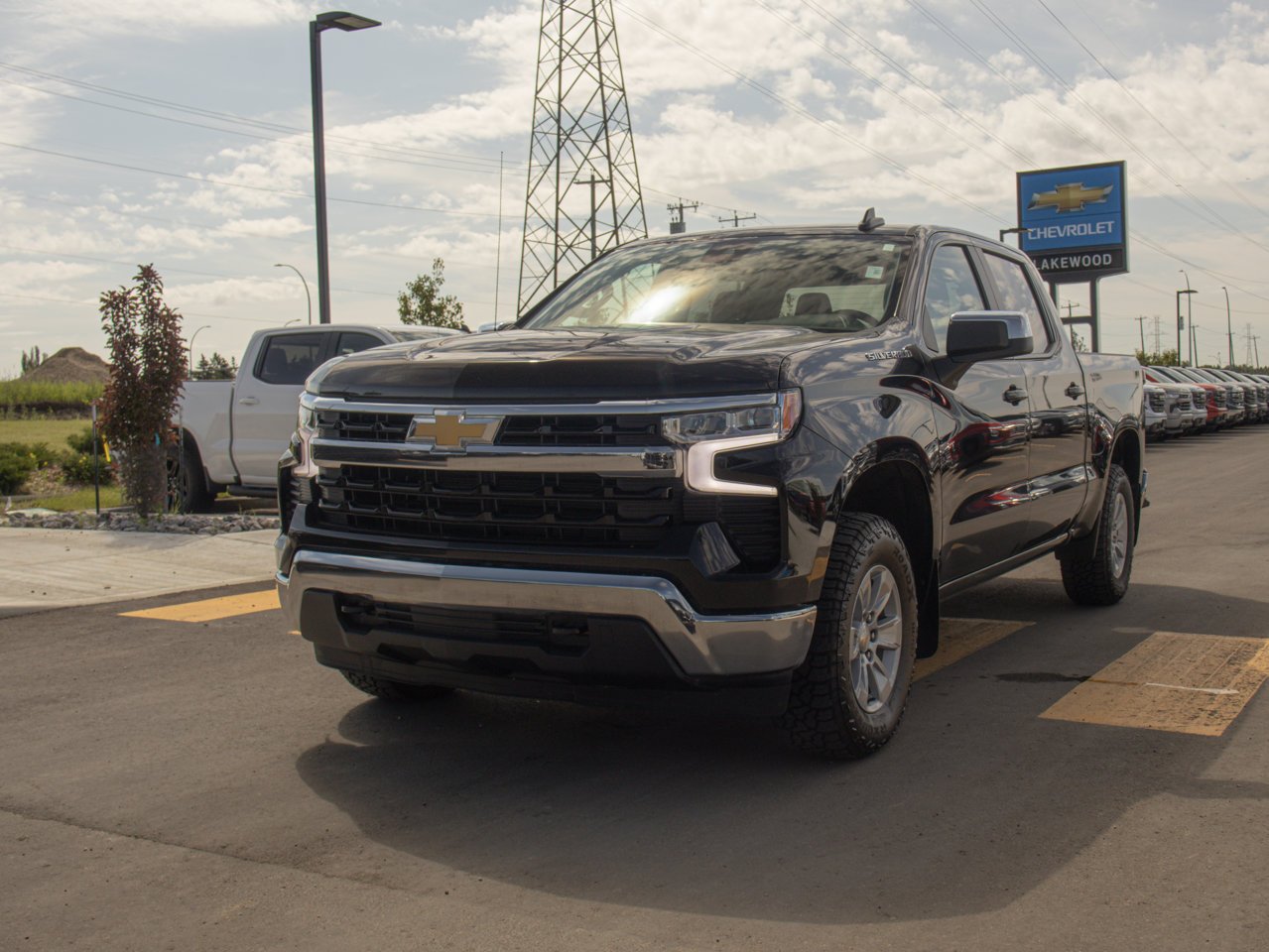 2025 Chevrolet Silverado 1500 4WD Crew Cab 147 LT Black Sherwood Park - photo #3