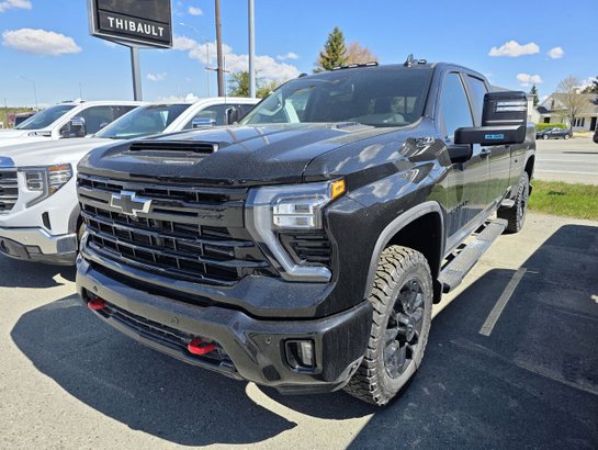 2026 Chevrolet Silverado 2500HD 2026 Black