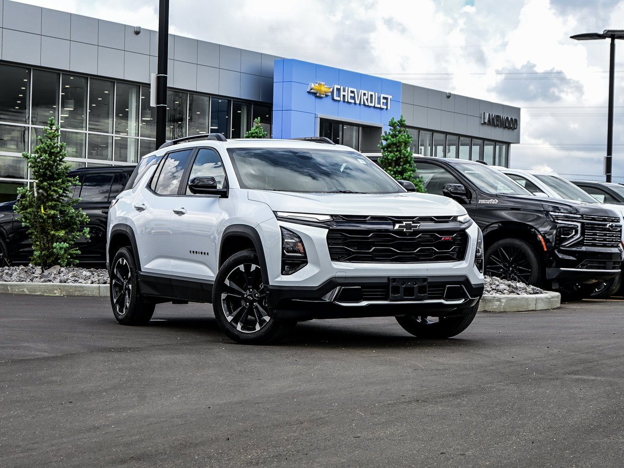 2026 Chevrolet Equinox AWD 4dr RS White Sherwood Park - photo #1