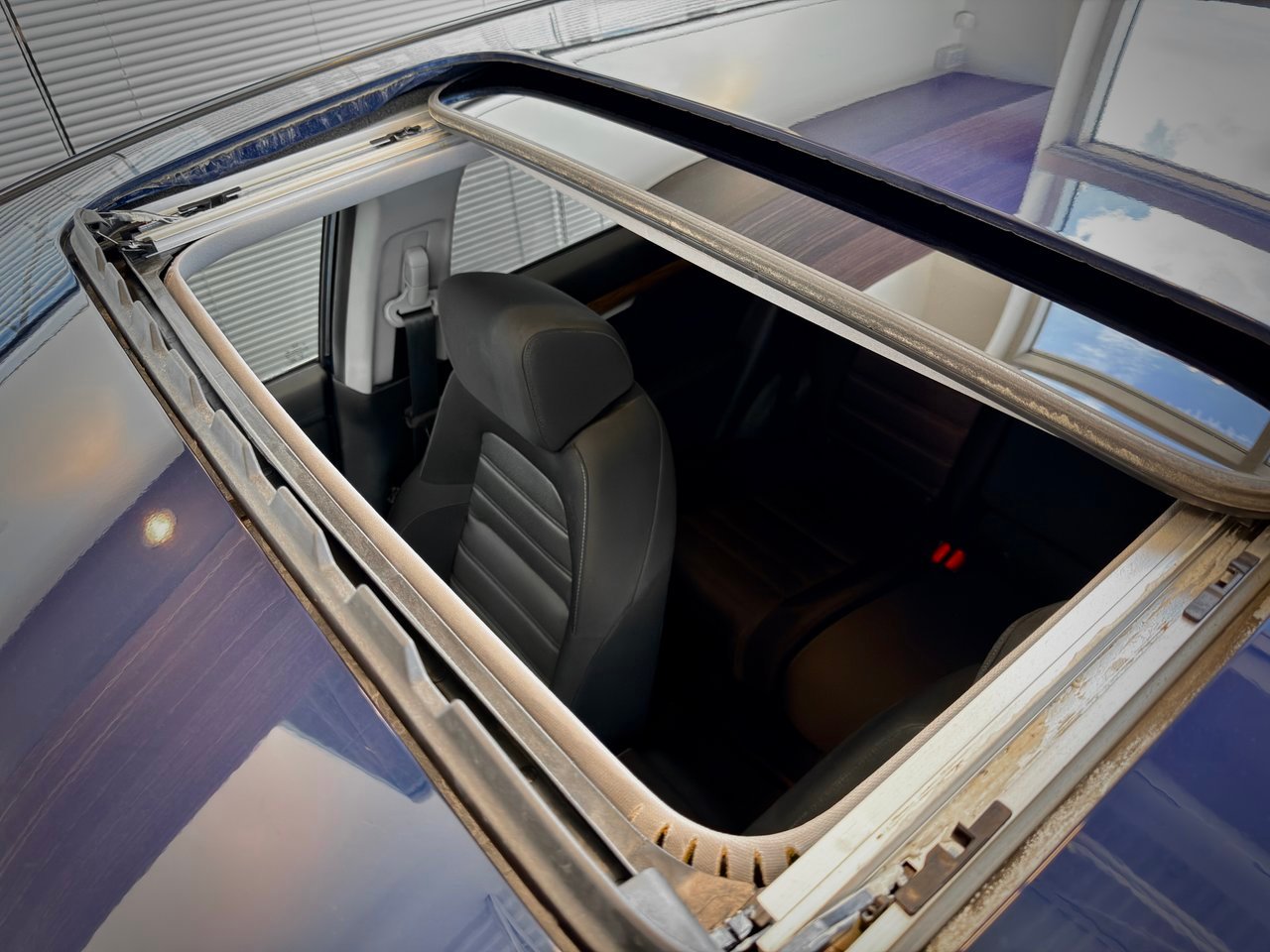 2019 Honda CR-V Blue Notre-Dame-des-Prairies - photo #14