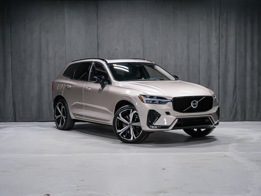 2023 Volvo XC60 Ultimate Dark Theme Purple