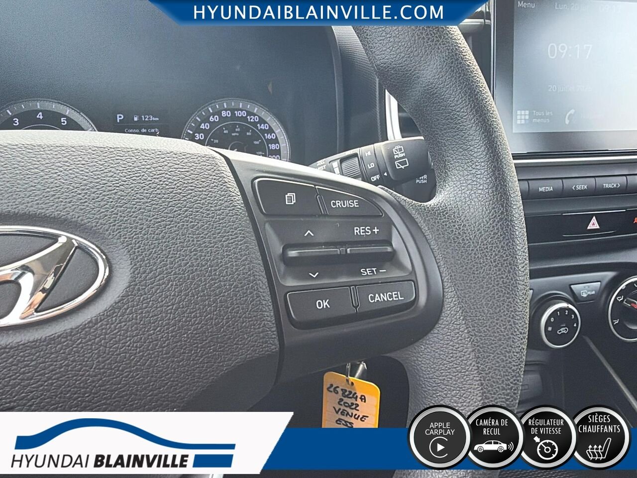 Hyundai Venue 2022 Noir Blainville - photo #13