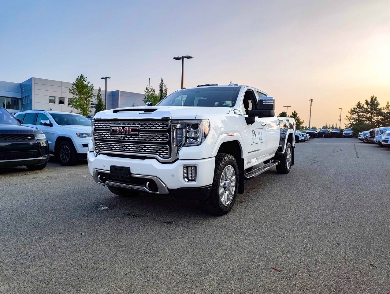 2023 GMC Sierra 3500HD 4WD Crew Cab 159 Denali White Sherwood Park - photo #3