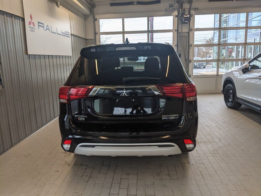 2019 Mitsubishi Outlander Plug-In Hybrid Le Awd Black