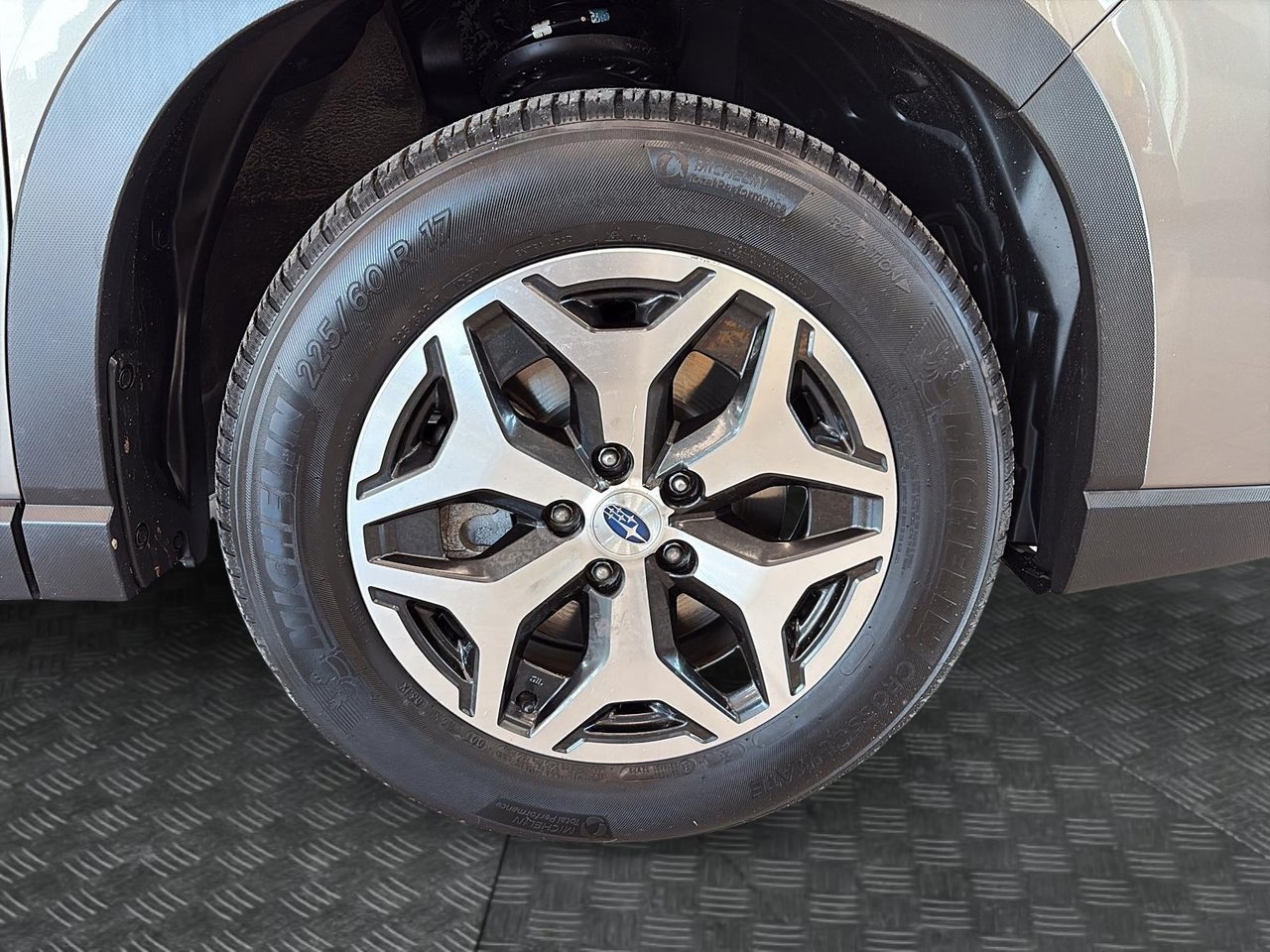 2019 Subaru Forester VIN JF2SKEDC5KH580937 Bronze Baie-Comeau - photo #6