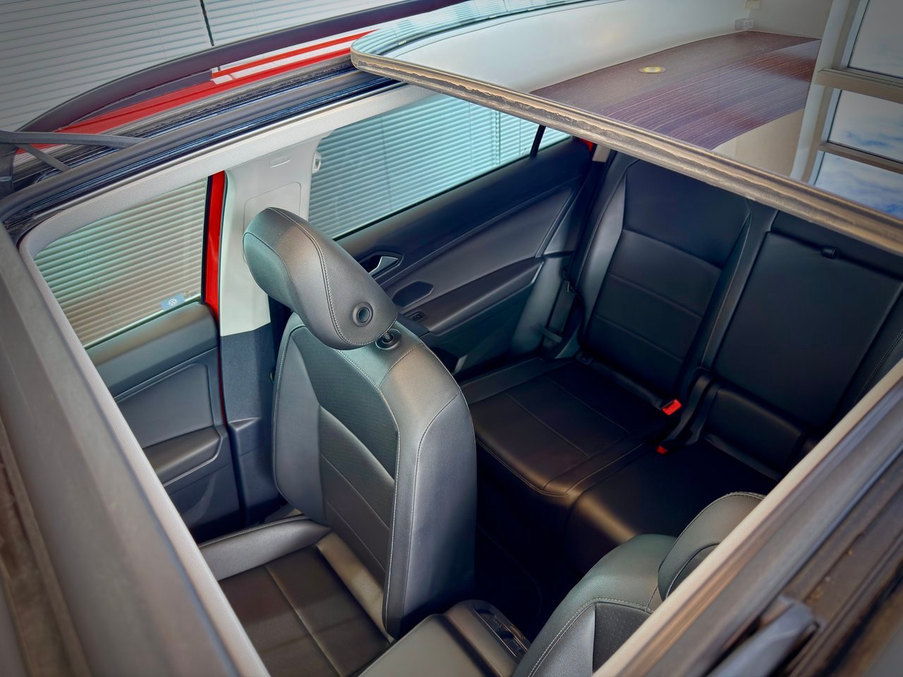 Volkswagen Tiguan 2019 Orange Notre-Dame-des-Prairies - photo #11