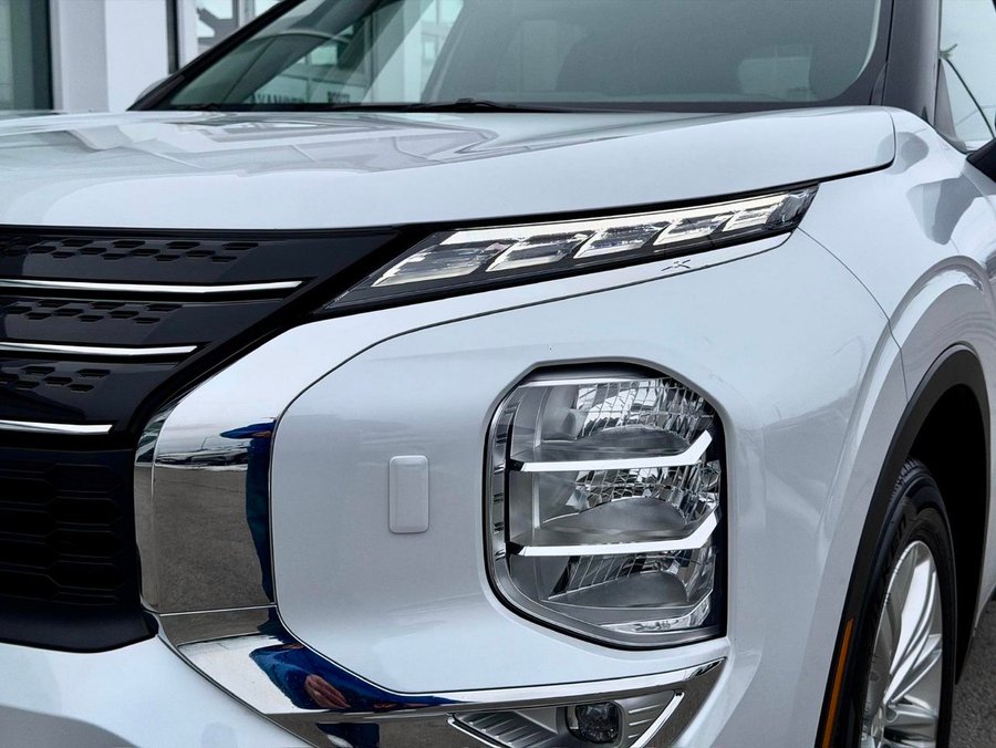 2024 Mitsubishi Outlander Plug-In Hybrid 2024 White