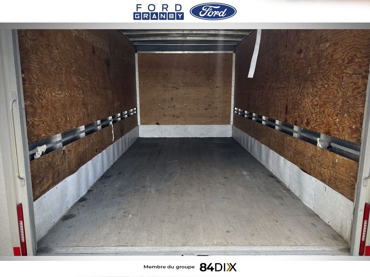 2022 Ford Super Duty F-550 DRW White Granby - photo #5