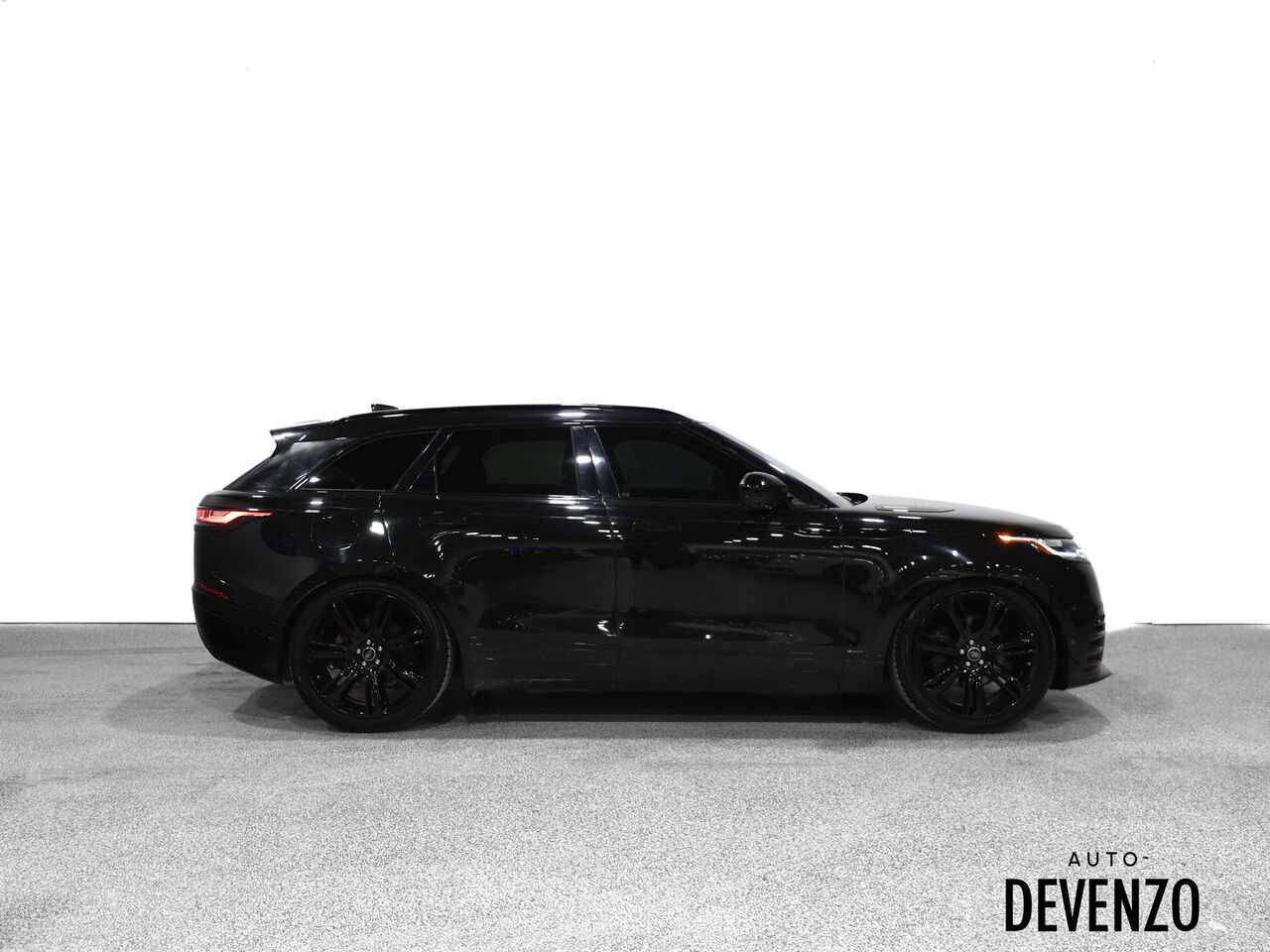 Land Rover Range Rover Velar 2018 Noir Saint-Eustache - photo #1