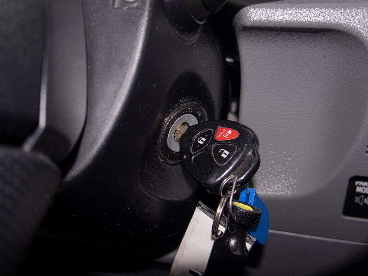 2013 Toyota 4Runner 4WD 4dr V6 SR5 Black Sherwood Park - photo #26