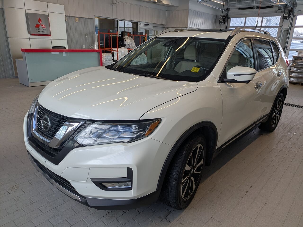 Nissan Rogue 2018 Blanc Gatineau - photo #1