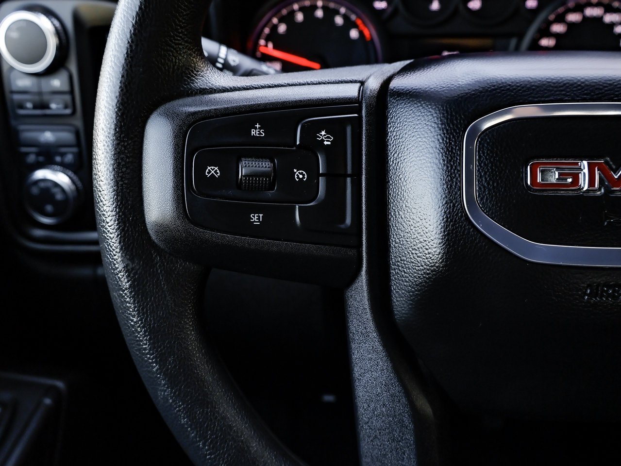 2024 GMC Sierra 1500 4WD Crew Cab 147 Pro White Sherwood Park - photo #18