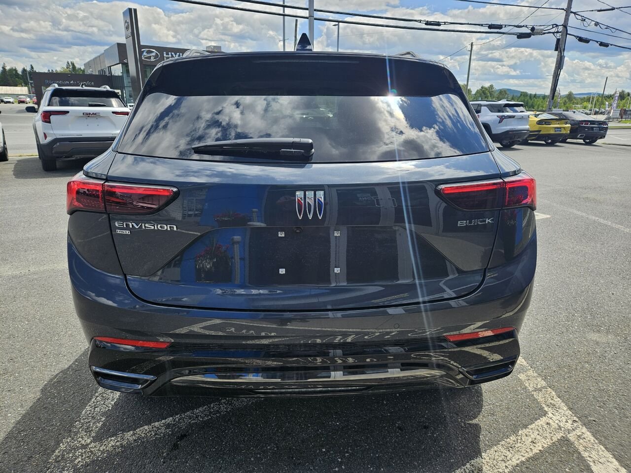 Buick Envision Tourisme sport 4 portes TI 2026 Bleu quartz métallisé Thetford Mines - photo #3