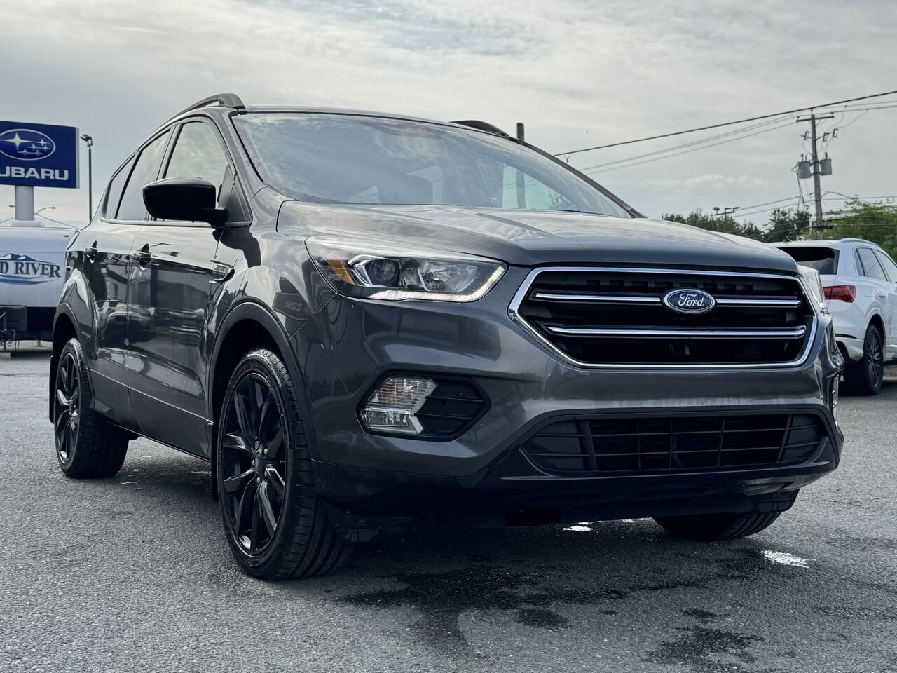 Ford Escape SE AWD 2018 Gris Granby - photo #8