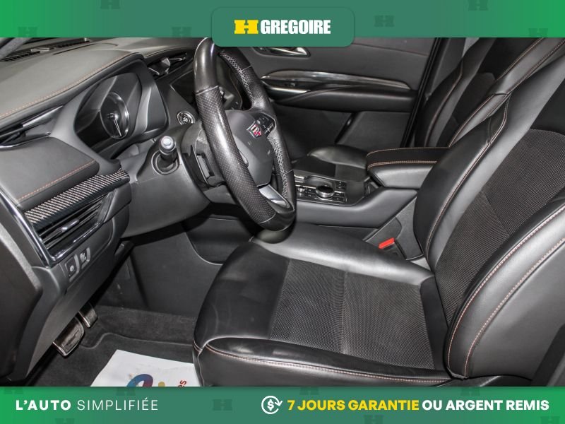 2020 Cadillac XT4 White Saint-Eustache - photo #16