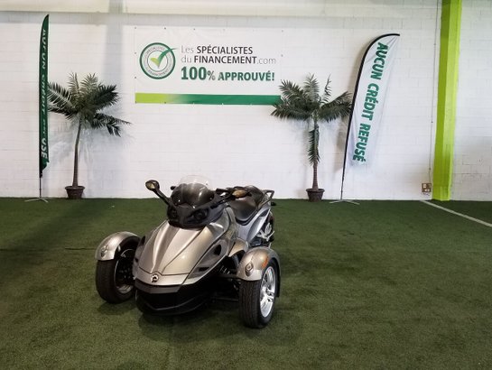 CAN-AM Spyder 2011 2011 Gris