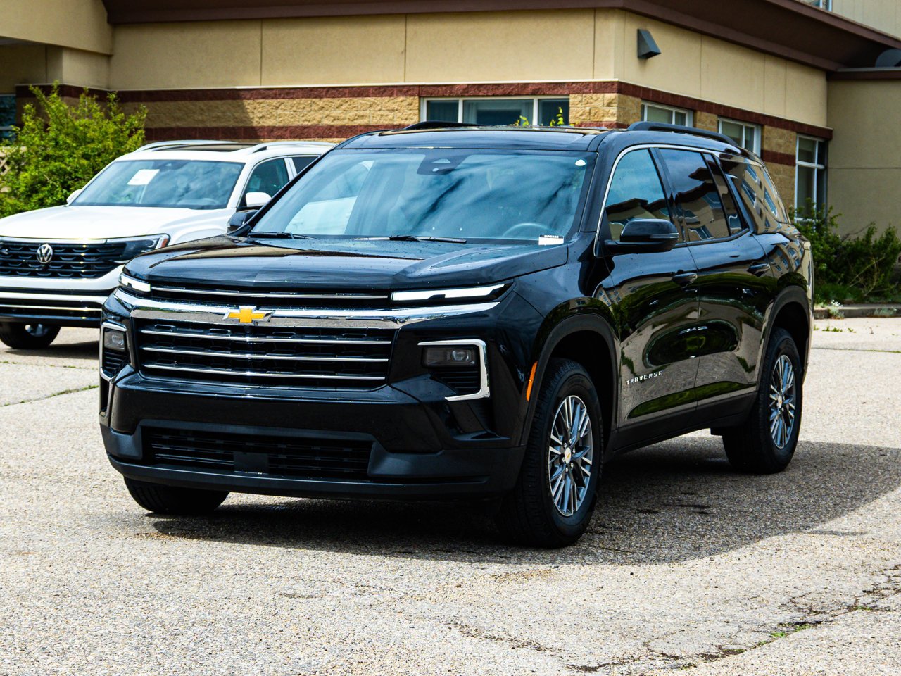 2026 Chevrolet Traverse AWD 4dr LT Black Sherwood Park - photo #3