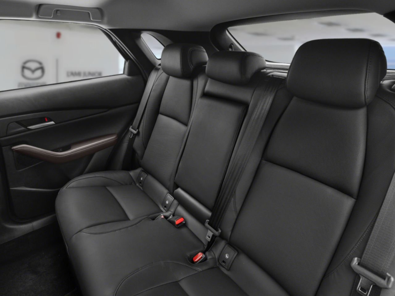 2026 Mazda CX-30 VIN 3MVDMBDLXTM126467 Polymetal Grey Metallic Chicoutimi - photo #3