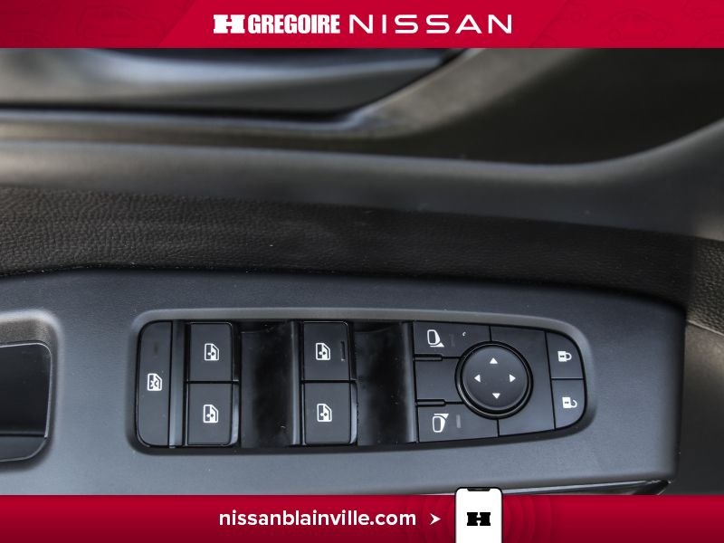 2024 Nissan Pathfinder Grey Laval - photo #18