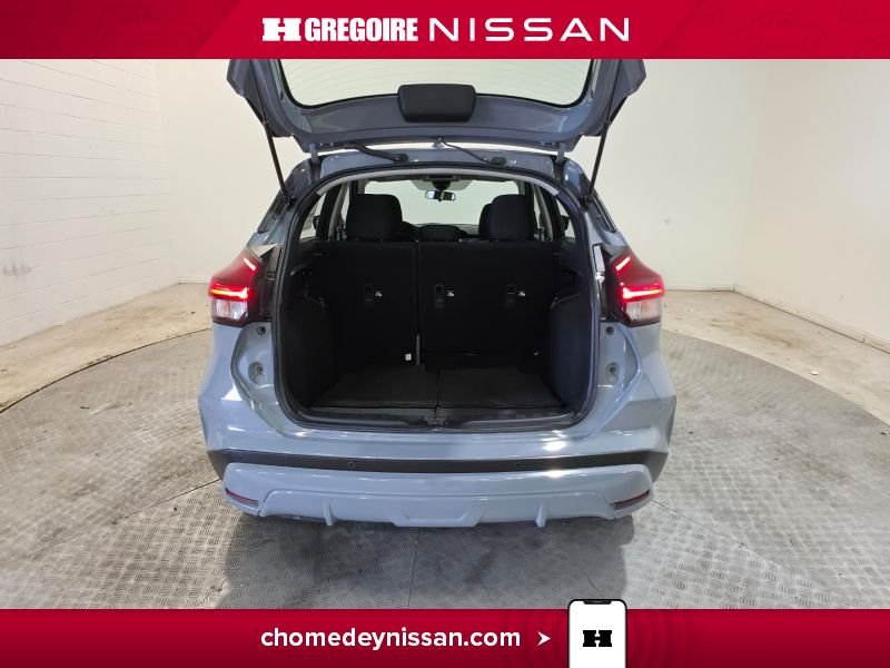 Nissan Kicks 2024 Gris Blainville - photo #25