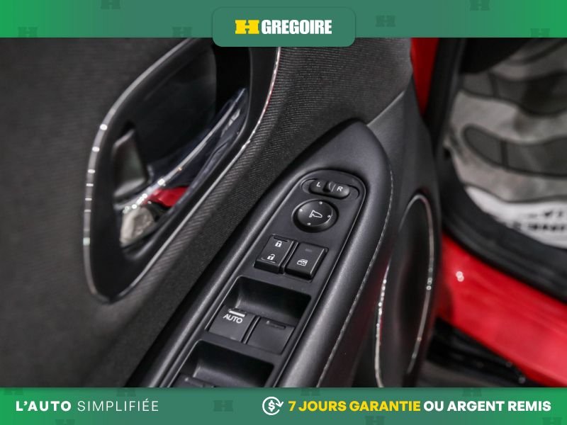 2019 Honda HR-V Red Laval - photo #11