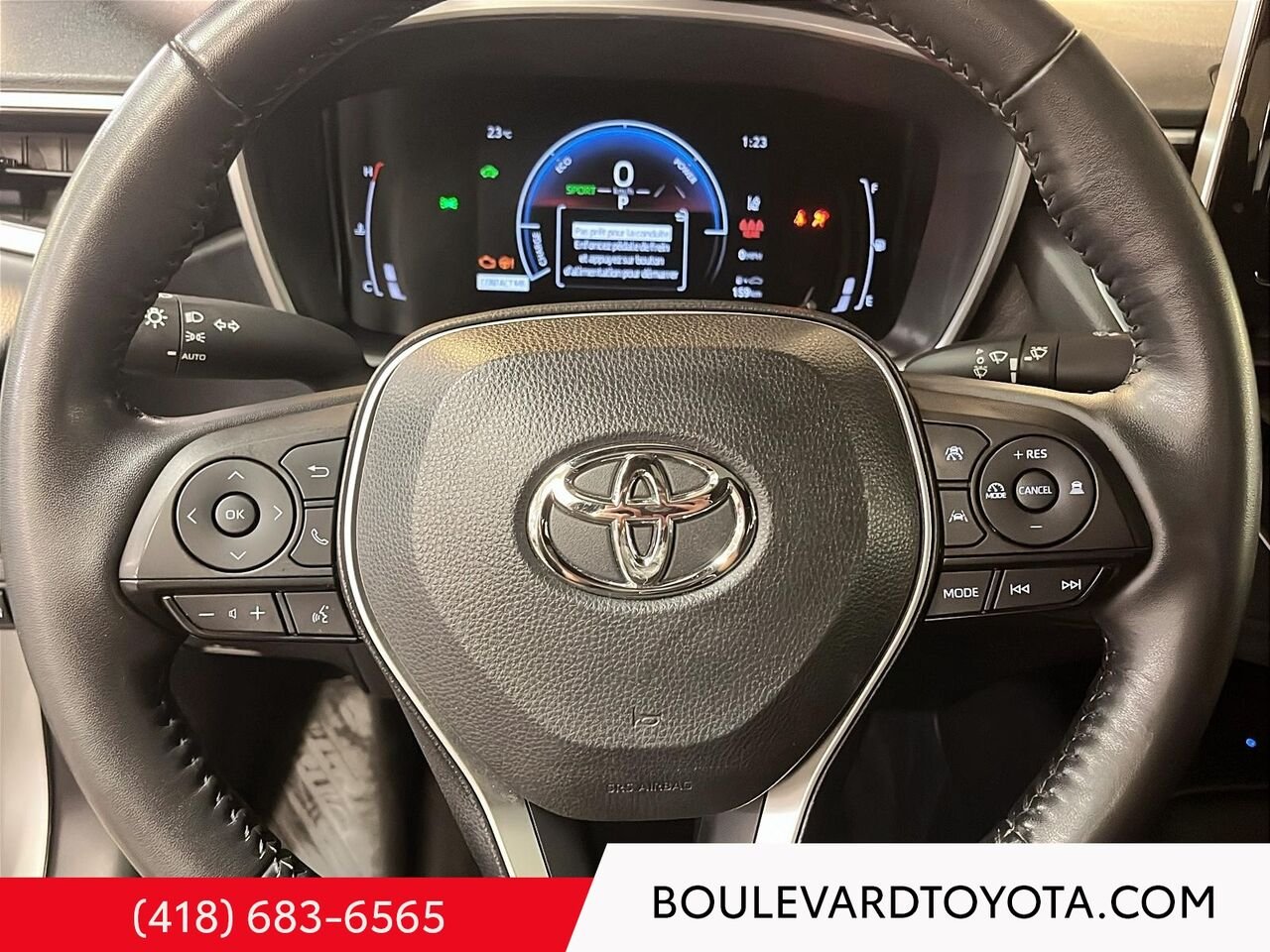 Toyota Corolla 100128A-004 | HYBRIDE XSE, AWD 2024 Argent Québec - photo #11