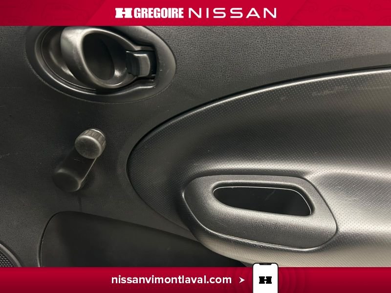2017 Nissan Versa Note Black Laval - photo #16
