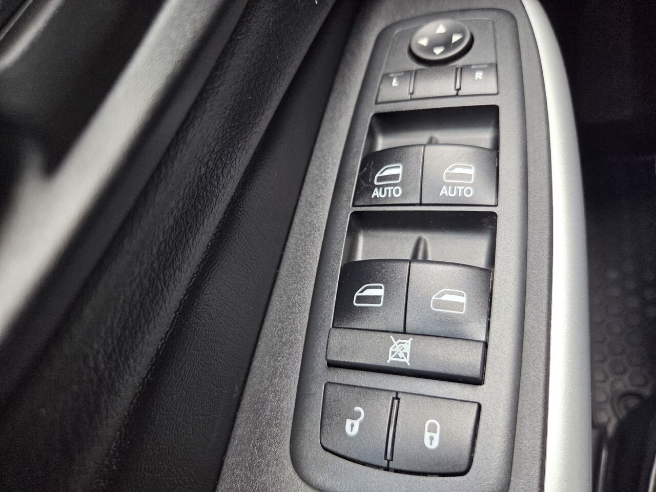 2018 JEEP CHEROKEE Silver Amos - photo #14