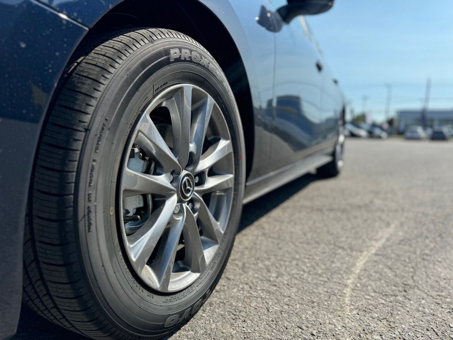 2025 MAZDA Mazda3 Sport 2025 Deep Crystal Blue Mica