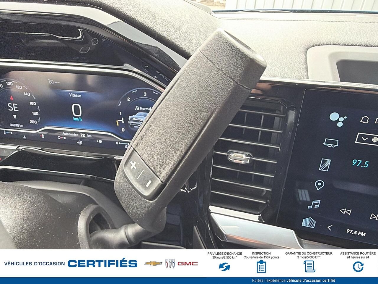 CHEVROLET SILVERADO RST cabine multiplace 4RM 157 po 2024 Bleu Montmagny - photo #15