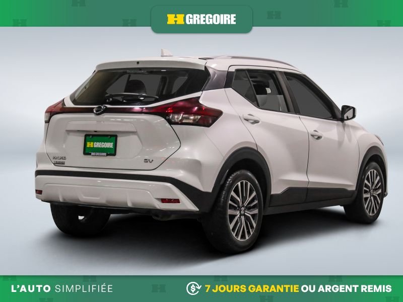2021 Nissan Kicks White Laval - photo #8