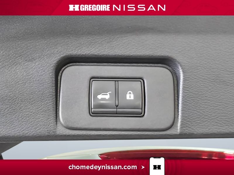 Nissan Rogue 2024 Blanc Laval - photo #29